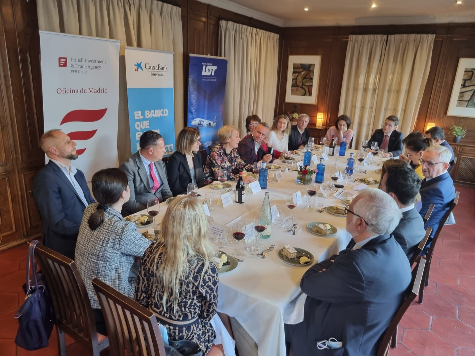 BUSINESS LUNCH FOR POLISH INVESTORS
